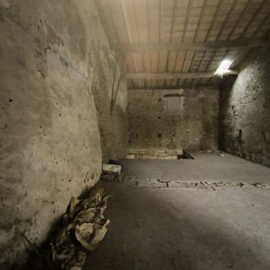 Garage  43600 €