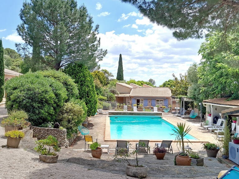NÎMES- 30- Maison avec gîtes de 409m2  sur terrain de 2870m — photo 1
