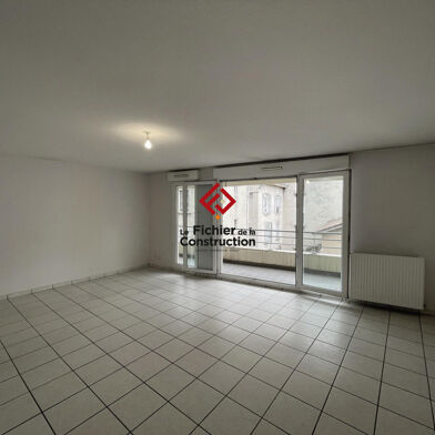 Appartement 4 pièces 242000 €