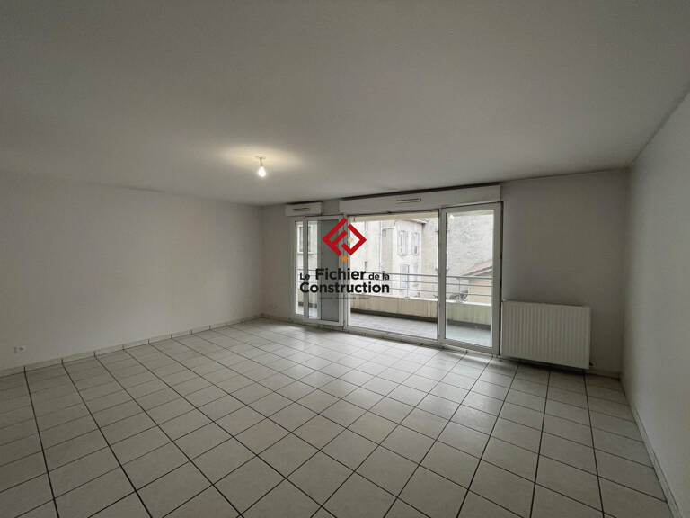 T4 proche gare — photo 1