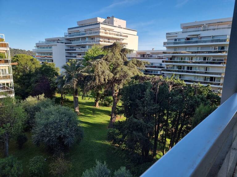 APPARTEMENT 2/3 PIECES GARAGE TERRASSE 18M² — photo 1