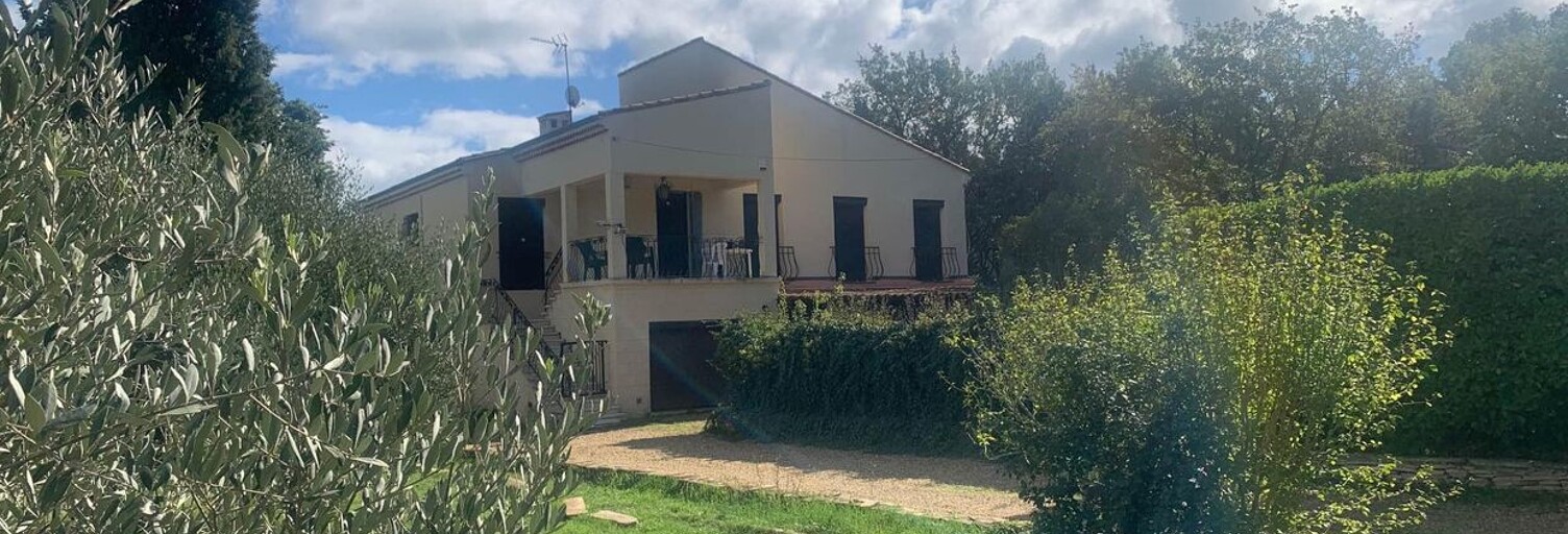 Maison 10 Pièces 200 m² à vendre à Aix-en-Provence (13100)