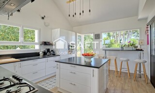 Maison 8 Pièces 180 m² à vendre à Treffléan (56250)