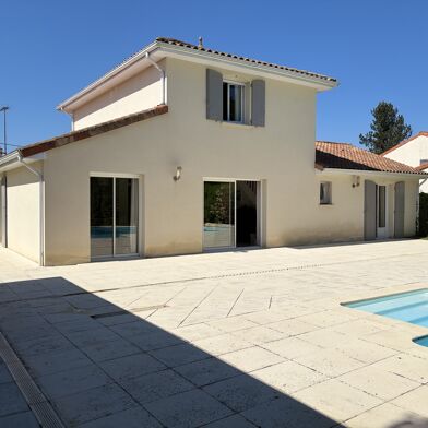 Maison 7 pièces 530000 €