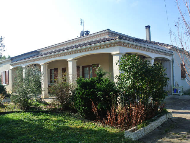 Maison 3 chambres avec piscine — photo du bien