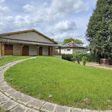 Maison 9 pièces 800000 €