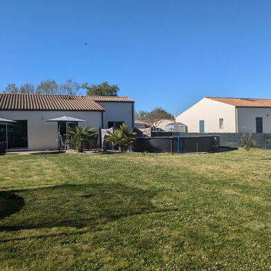 Maison 5 pièces 314820 €