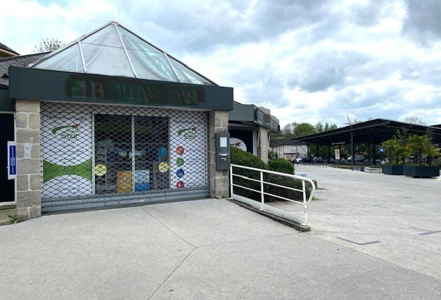 Local commercial — photo 1