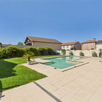 Maison 9 pièces 680000 €