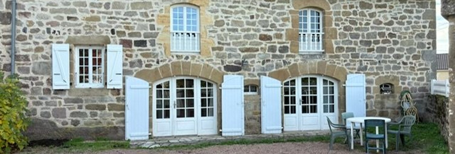 Maison 5 Pièces 141 m² à vendre à Curemonte (19500)