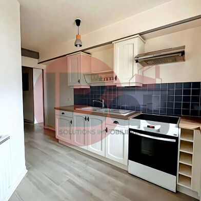 Appartement 3 pièces 145000 €