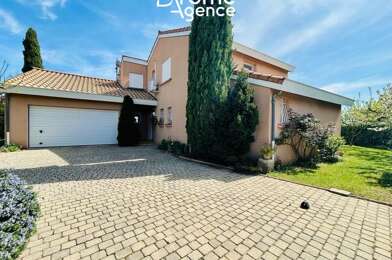 Maison 7 pièces 449000 €