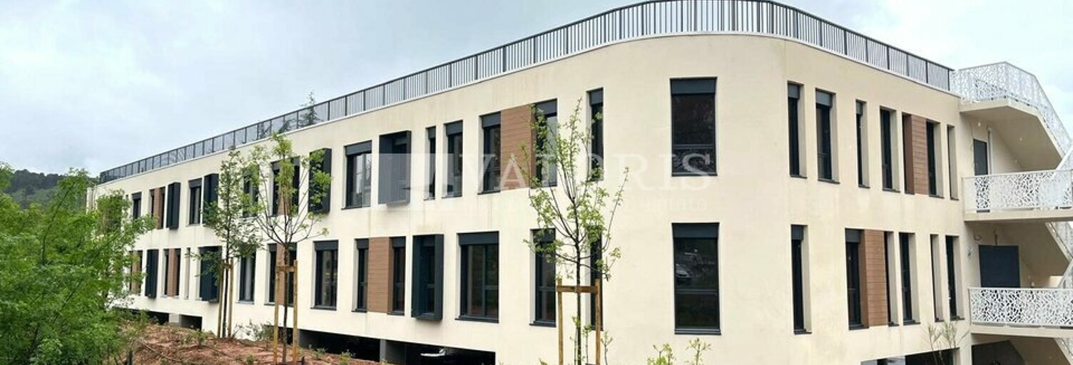 Bureau  1200 m² à louer à Meyreuil (13590)