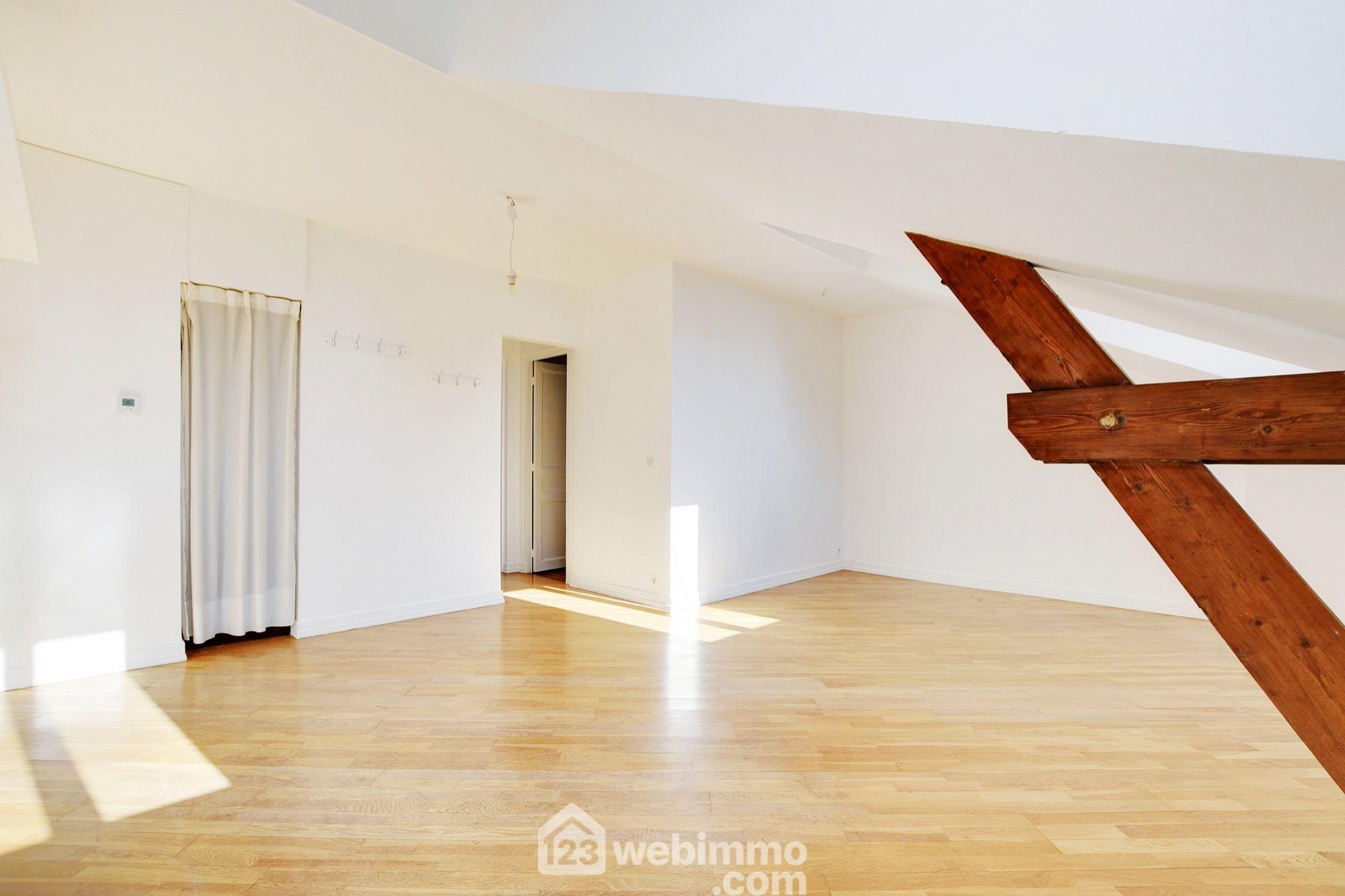 Photo Appartement - 55.68m² - Suresnes image 2/4