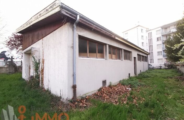 Villa — photo 3