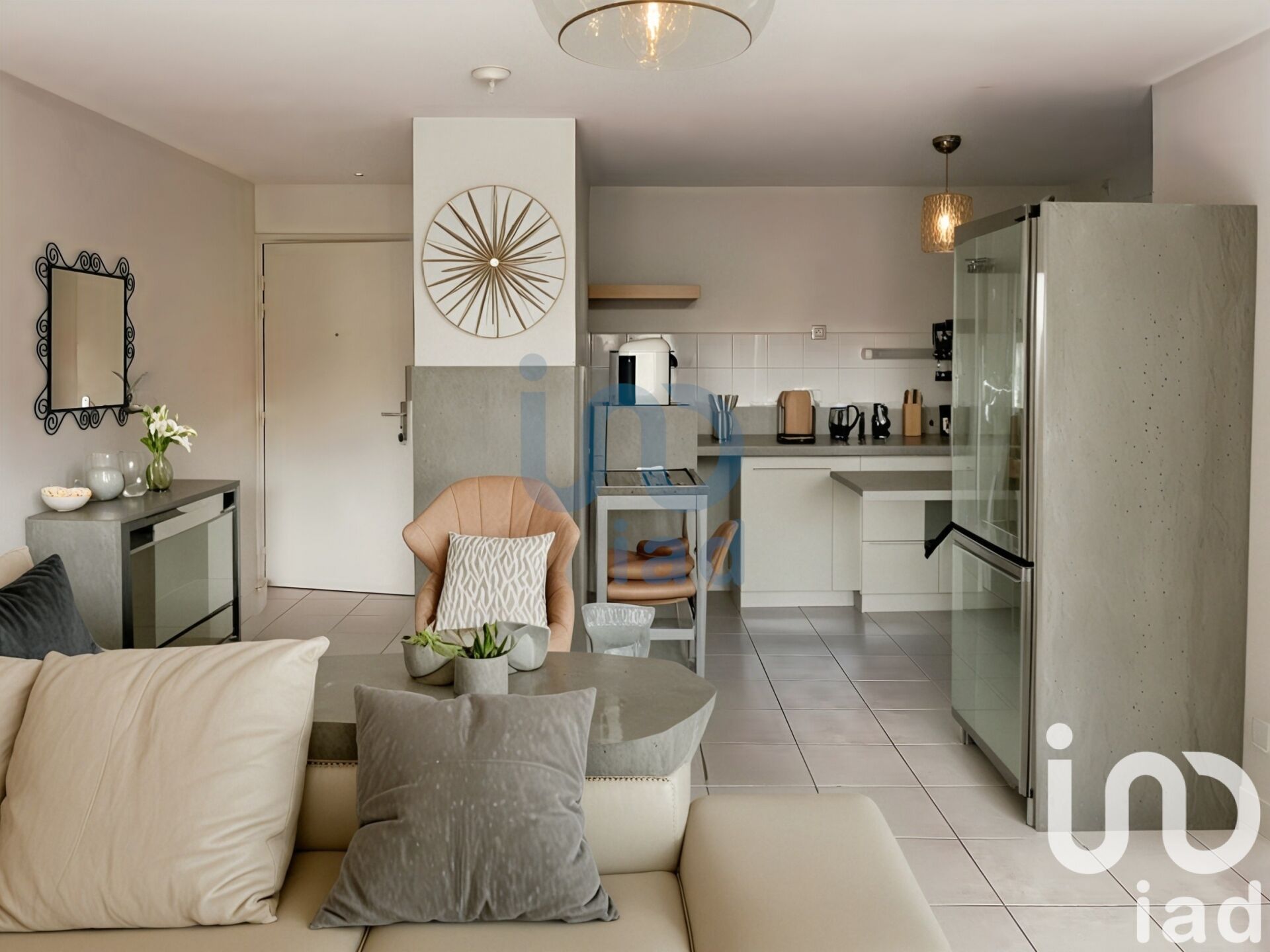 Vente Appartement 2 pièces - Photo 2