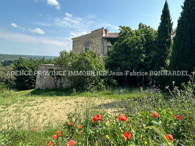 Maison de Village   T9 à vendre Grignan 26230