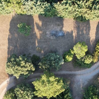 Terrain  250000 €