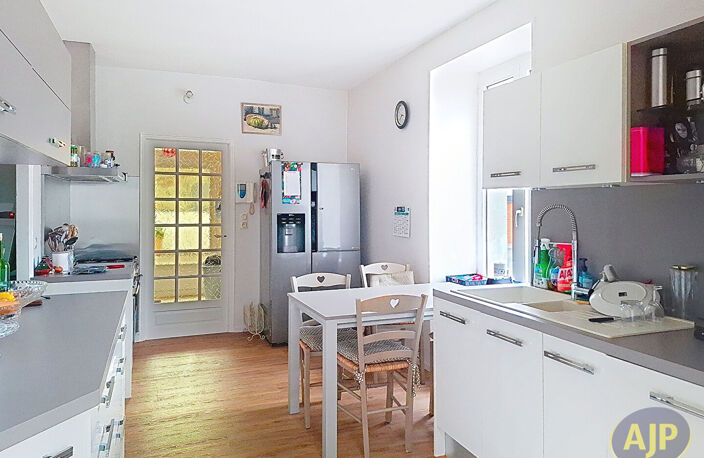 Propriété  Châteaubriant 7 pièce(s) 220 m2 — photo 2