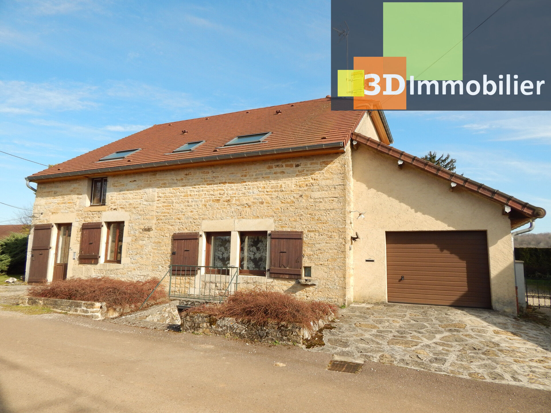 Vente maison - 7 pièce(s)