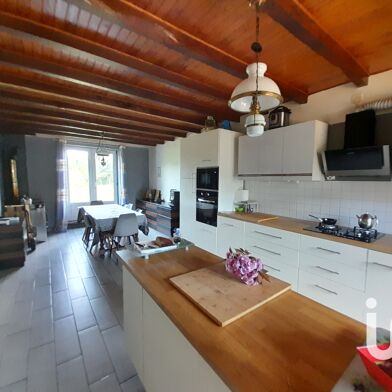 Maison 7 pièces 289000 €