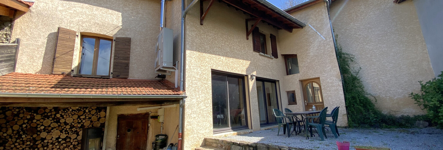 Maison 6 Pièces 168 m² à vendre à Montromant (69610)