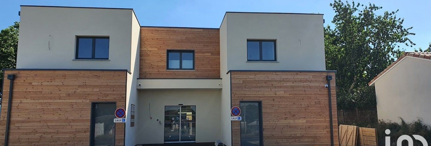 Commerce  22 m² à louer à Saint-Médard-d'Eyrans (33650)