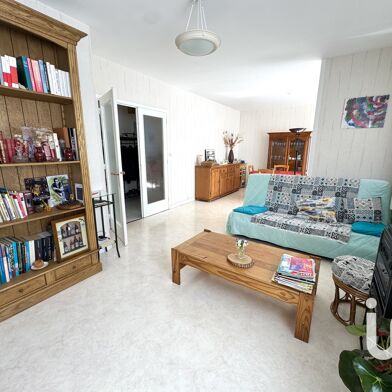 Appartement 4 pièces 144000 €