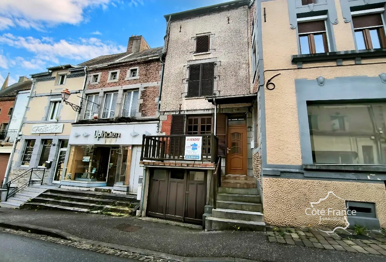 Maison à vendre au centre de Fumay — photo 1