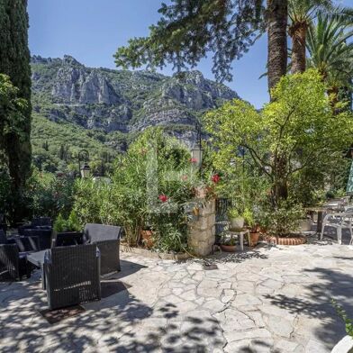 Maison 20 pièces 1600000 €