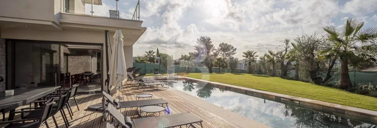Maison 7 Pièces 265 m² à vendre à Mougins (06250)