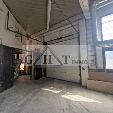 Local industriel  1167000 €