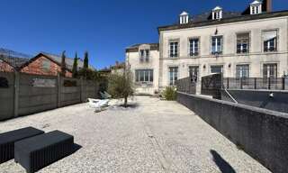 Commerce  265 m² à louer à Saint-Junien (87200)