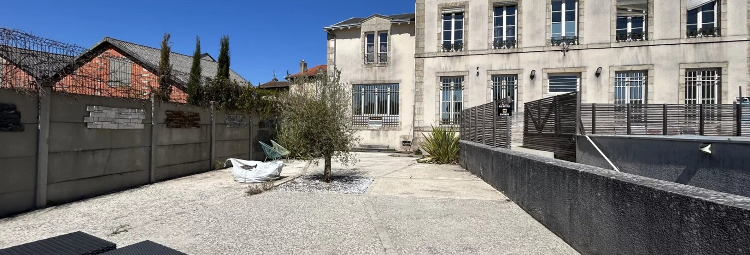 Commerce  265 m² à louer à Saint-Junien (87200)