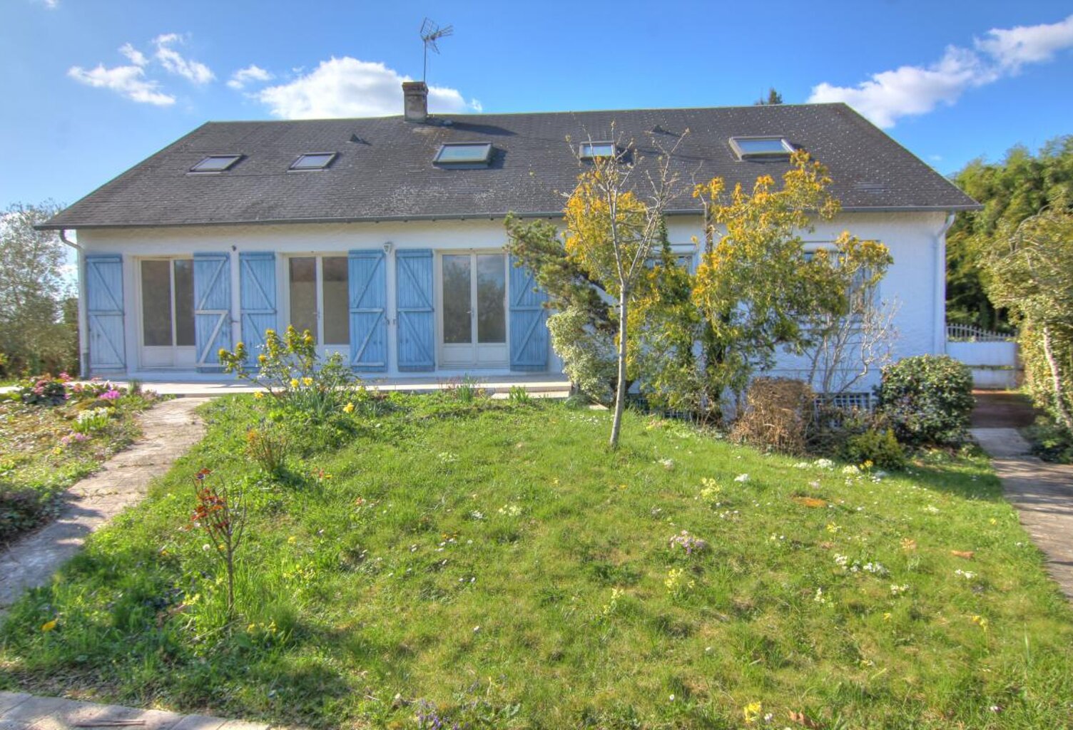 Maison À Vendre — photo 1
