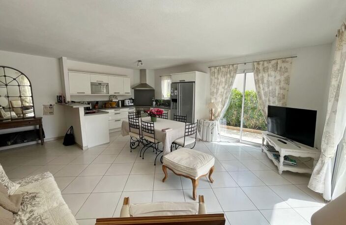 Villa T5 avec garage et piscine — photo 3