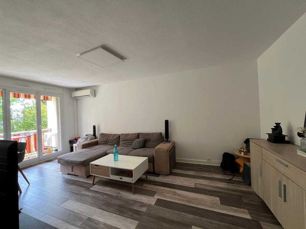Appartement à vendre Toulon est avec stationnement
