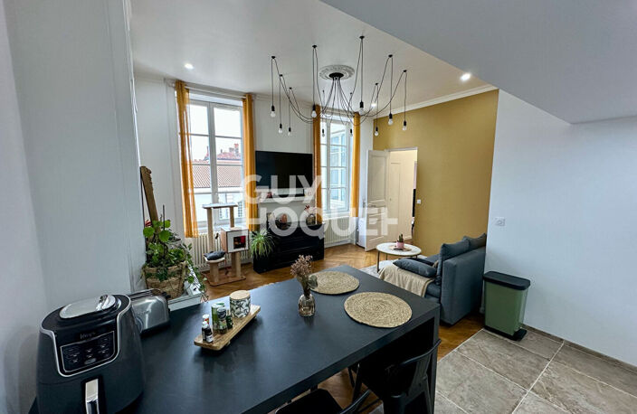 LYON 2 AINAY - Appartement 3 pèces - 60m² — photo 2