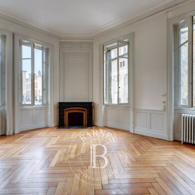 Appartement 4 pièces 885000 €