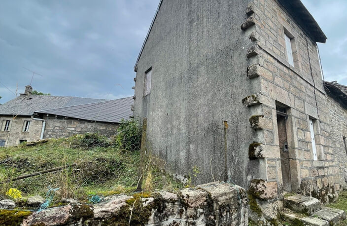 Maison et grange en pierres à aménager — photo 2