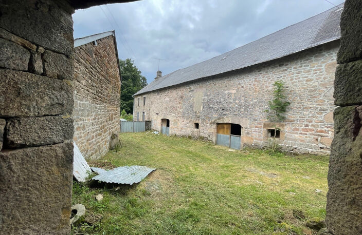 Maison et grange en pierres à aménager — photo 3