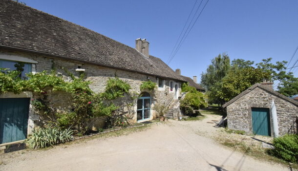 Villa / Maison 11 pièces  à vendre Givry 71640