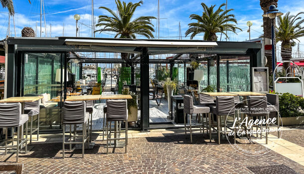 Local commercial 6 pièces  à vendre Hyères 83400