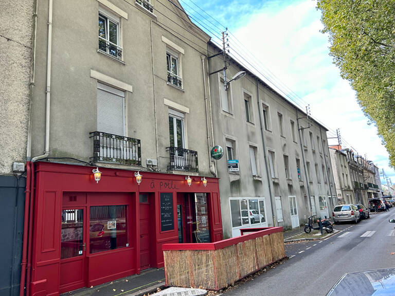 IMMEUBLE  7 APPARTEMENTS ET UN COMMERCE NANTES  - BAS DE CHANTENAY — photo 1
