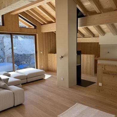 Maison 5 pièces 699990 €