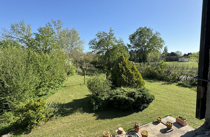 Ferme en campagne avec grand terrain et dépendances — photo 5