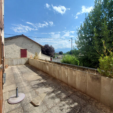 Appartement 2 pièces 760 €