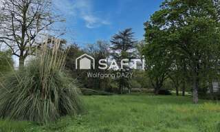 Terrain  2224 m² à vendre à Vouneuil-sur-Vienne (86210)