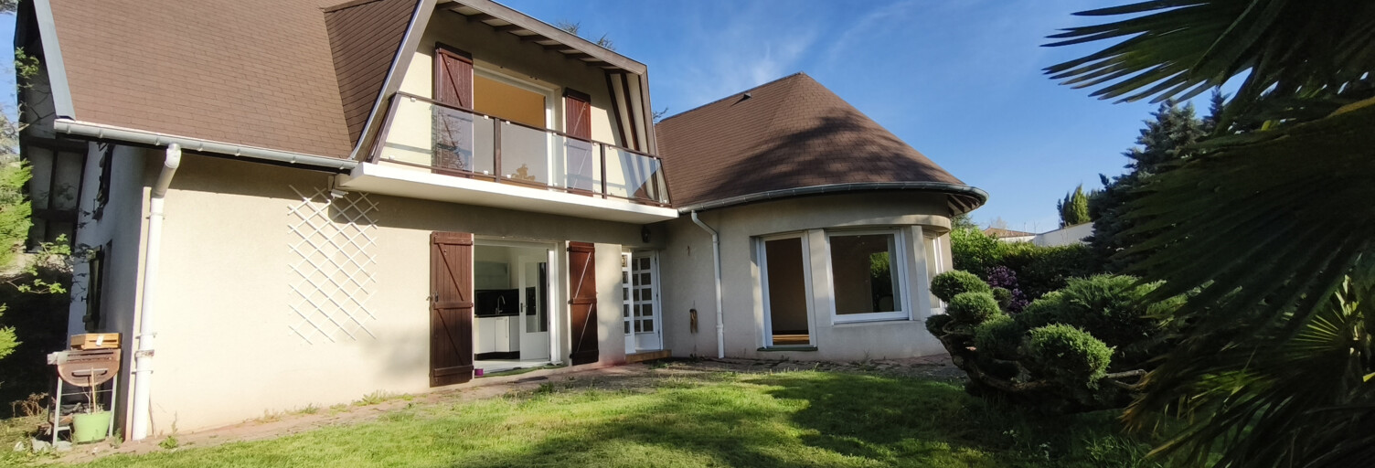 Maison 7 Pièces 160 m² à vendre à Saint-Priest-en-Jarez (42270)
