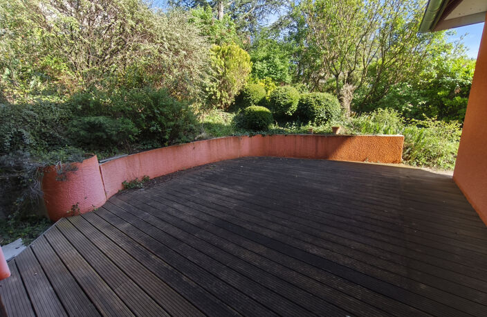 SAINT-PRIEST-EN-JAREZ, maison 160 m2 6P+C. — photo 4